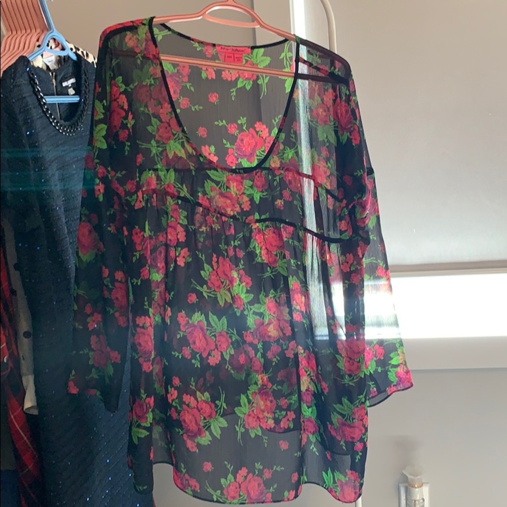 Betray Johnson floral tunic